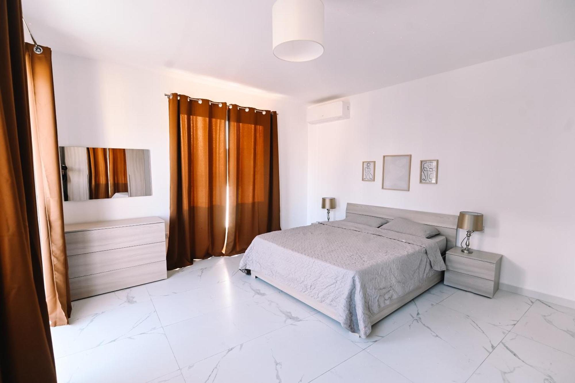 Bright 2 Bedroom Flat In Sliema! Buitenkant foto