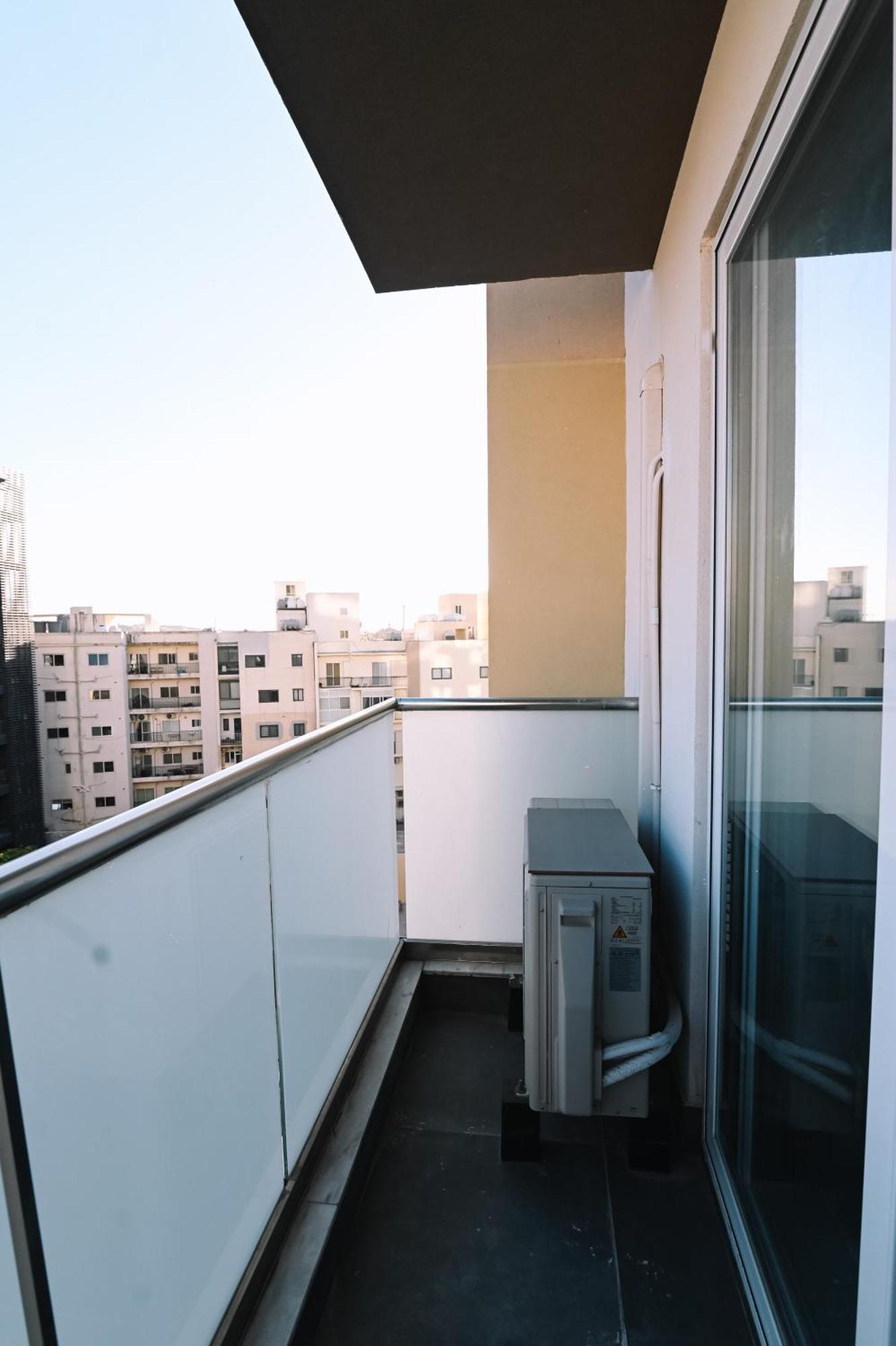 Bright 2 Bedroom Flat In Sliema! Buitenkant foto